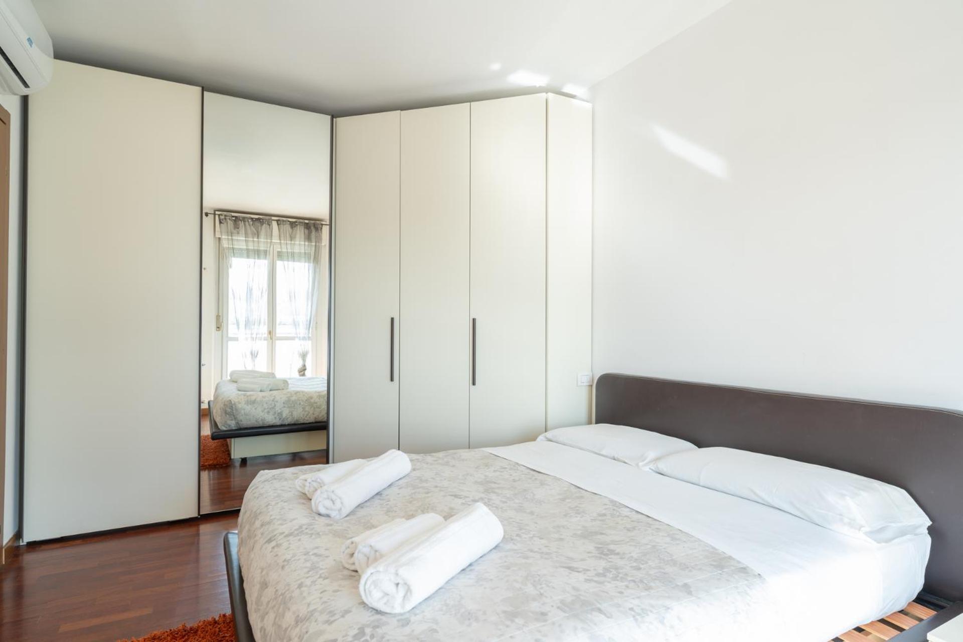 Large Well-Equipped Appartement Near Como Lake Lecco Exterior photo